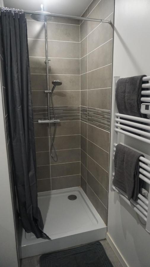 Cosy T2 Wifi Parking Proche Gare Centre Ville Saint-Quentin  Exterior photo