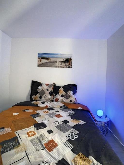 Cosy T2 Wifi Parking Proche Gare Centre Ville Saint-Quentin  Exterior photo